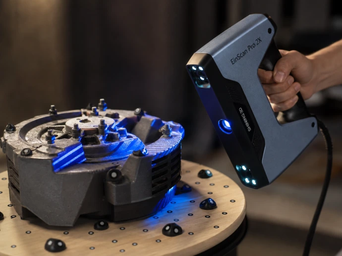 3D scannen van onderdeel op draaitafel